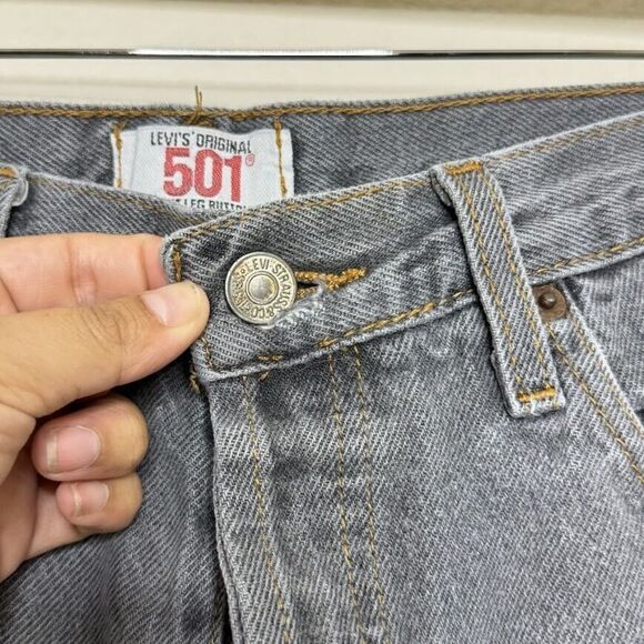 VINTAGE Levis 501 Short Size 33 Charcoal Button Fly Distressed Cut Off Upcycled - Picture 2 of 12